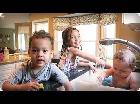Family Bath Time Melztube