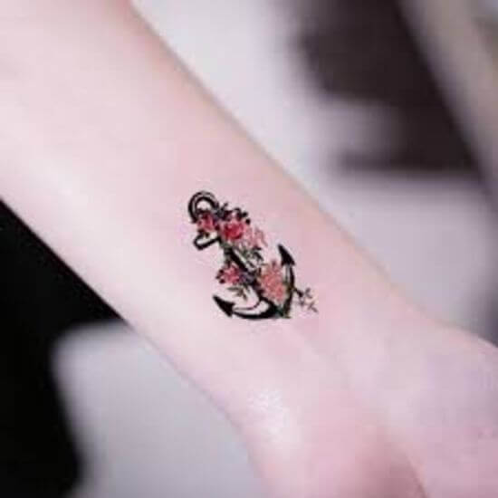 Feminine Anchor Tattoos: Elegant Design Ideas