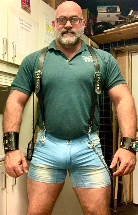 Hairy Daddy Gay Porn