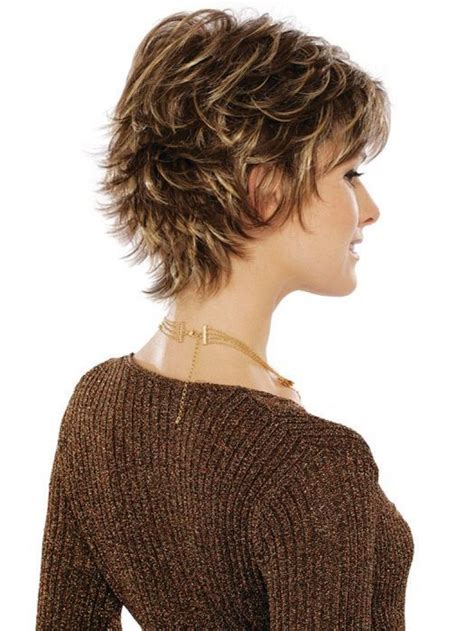 Short Hairstyle Layered