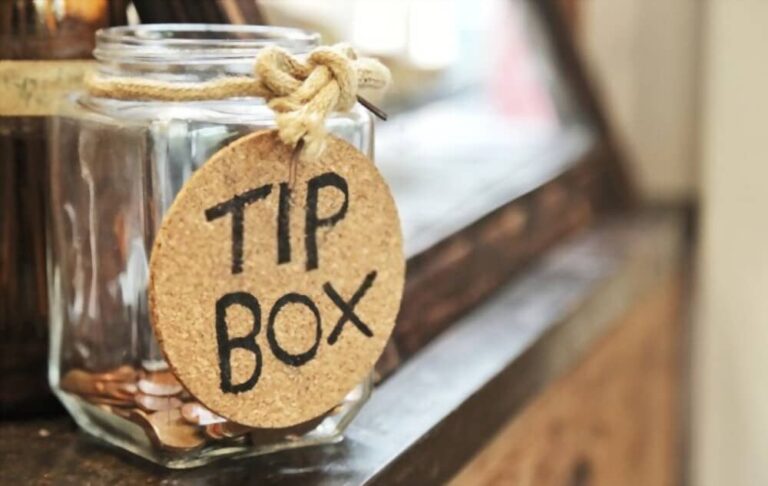 What Are Tips Taxable? Easy Tax Filing